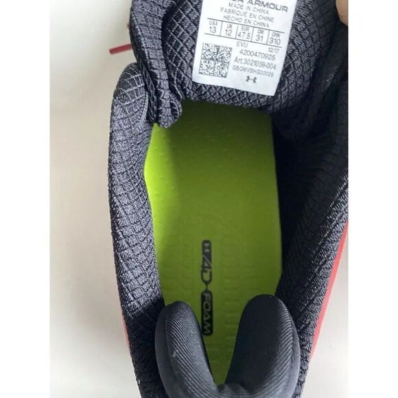 Under Armour UA Football Cleats 3021059-004 Men’s Size 13 Red Black Shoes NEW - Picture 8 of 9